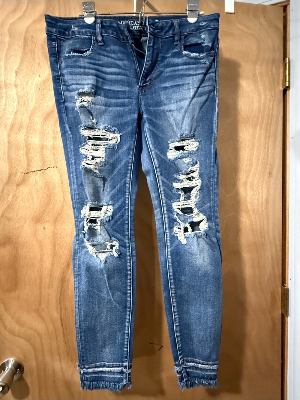American Eagle Outfitters Blue Distressed Skinny Jeans - Women's